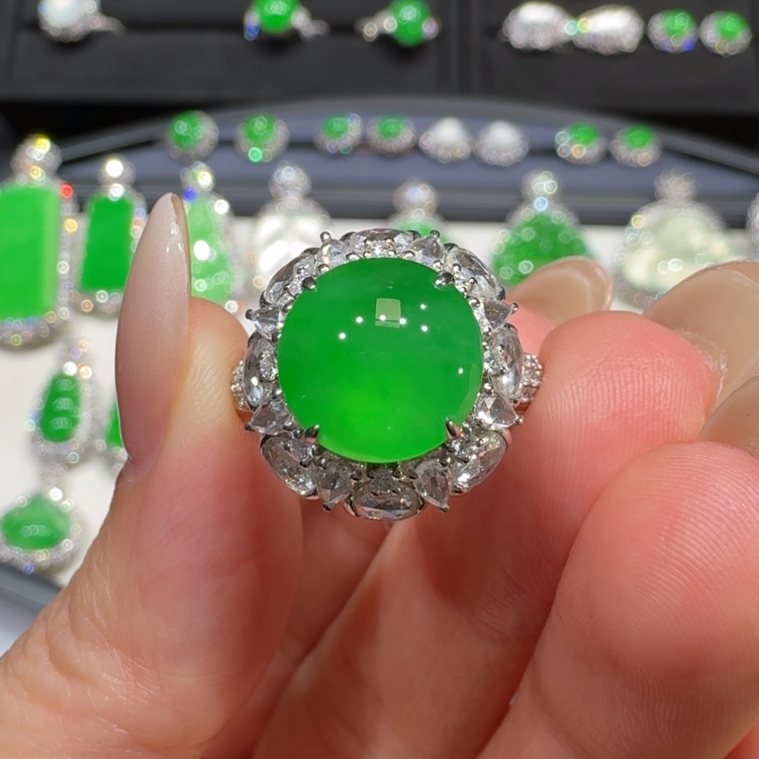 长***久翡翠18K金镶嵌戒指收到货48小时鉴赏期