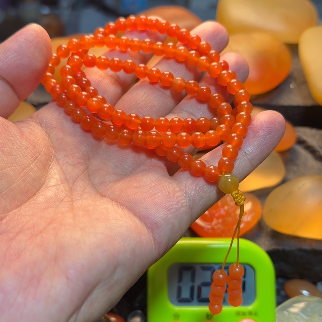 一***目石英岩玉未镶嵌挂件