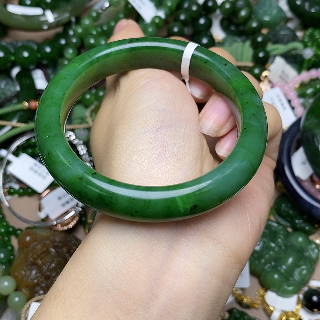 和田玉（碧玉）手镯未镶嵌58