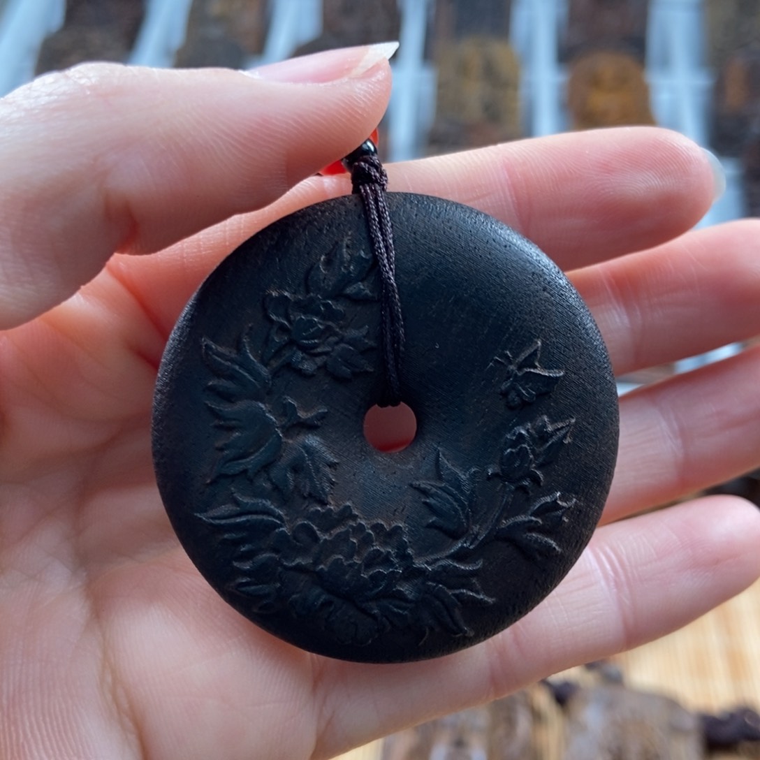 香榧木海南黑油平安扣