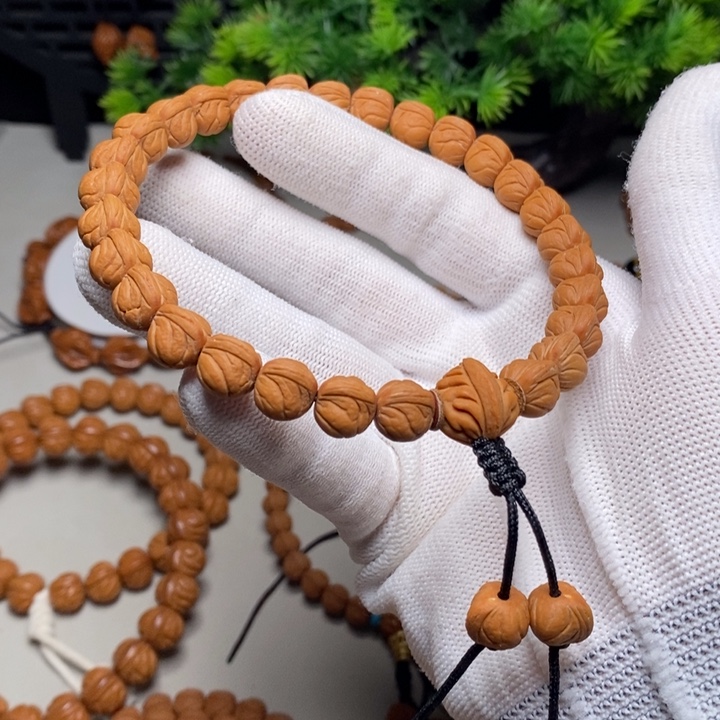 手串桃核玉龙脊手持