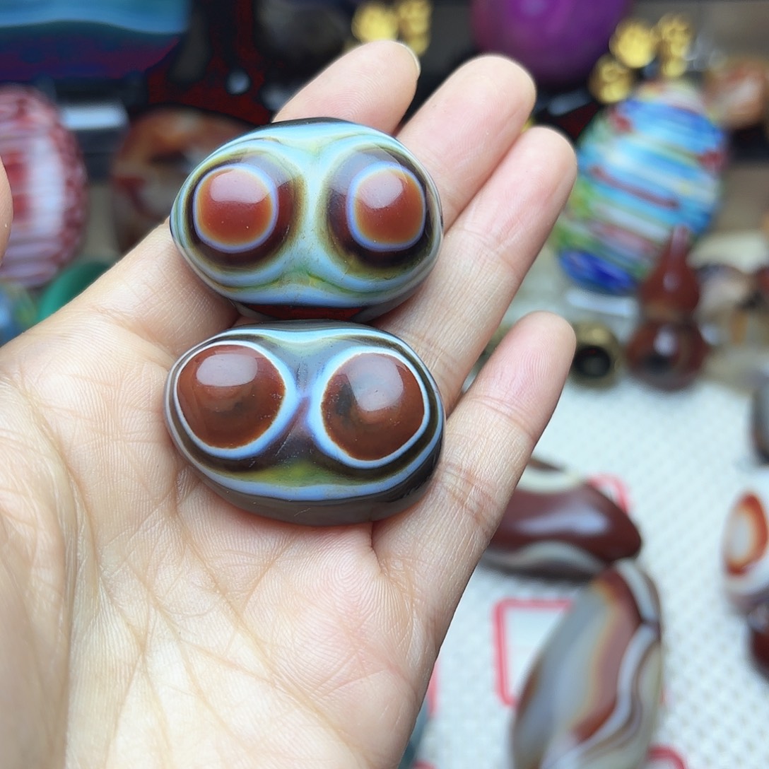 H***e玛瑙/玉髓未镶嵌珠宝半成品