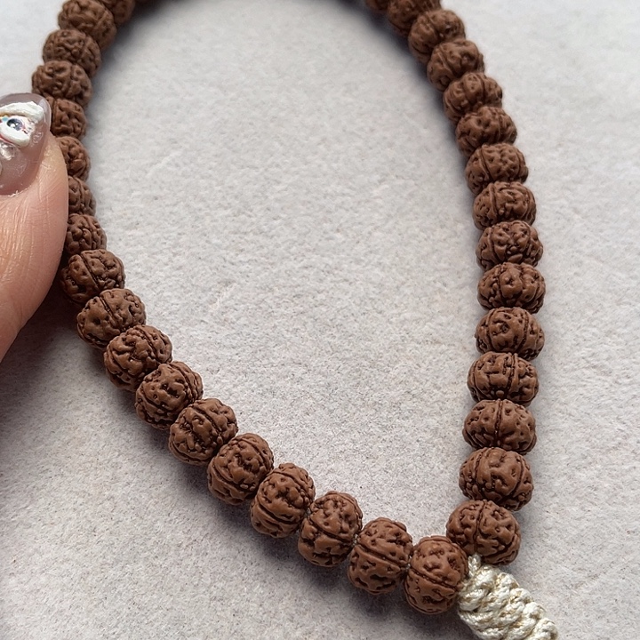 东***子金刚菩提吊坠9尺寸老树王手持全品