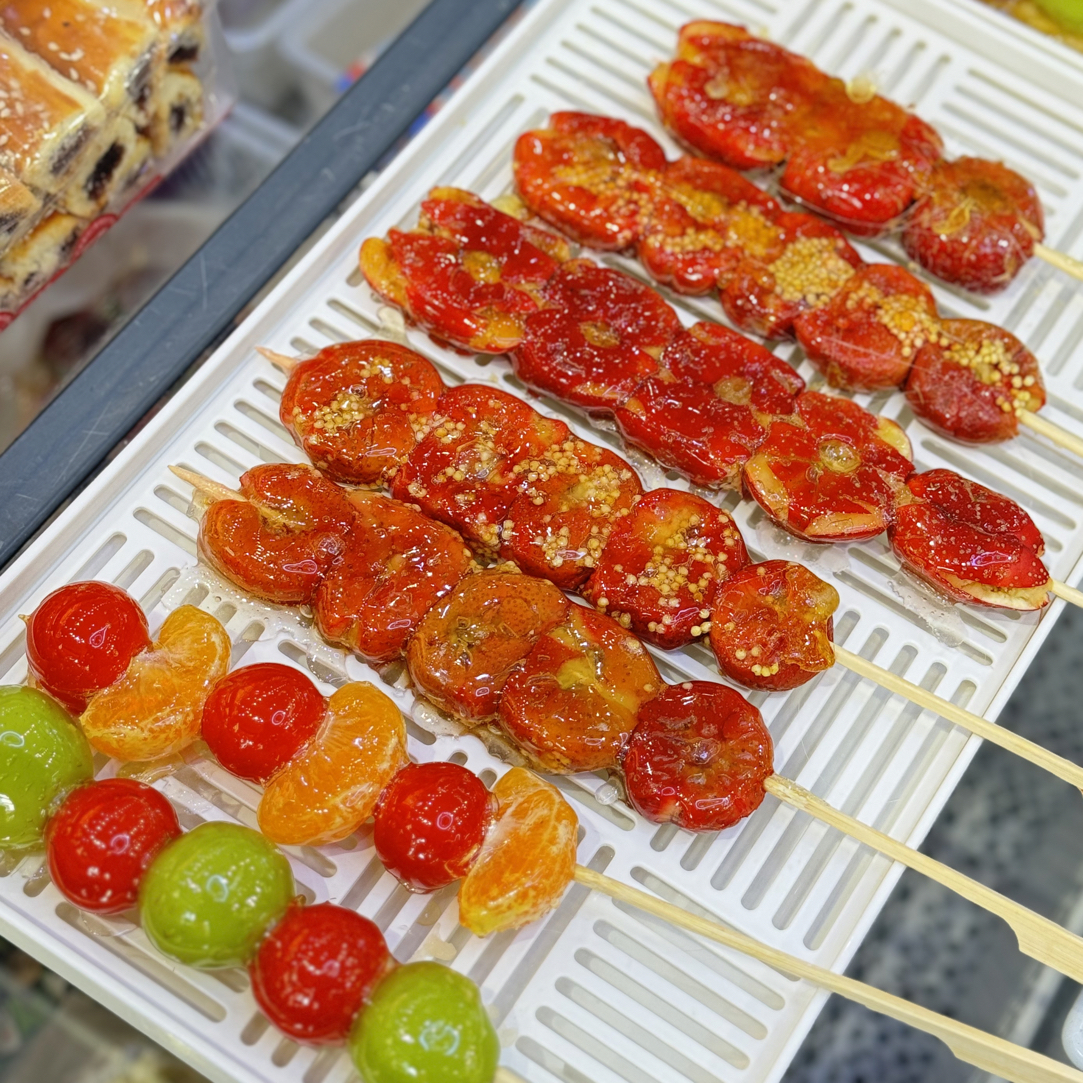 果切手工制作奶皮子糖葫芦一串