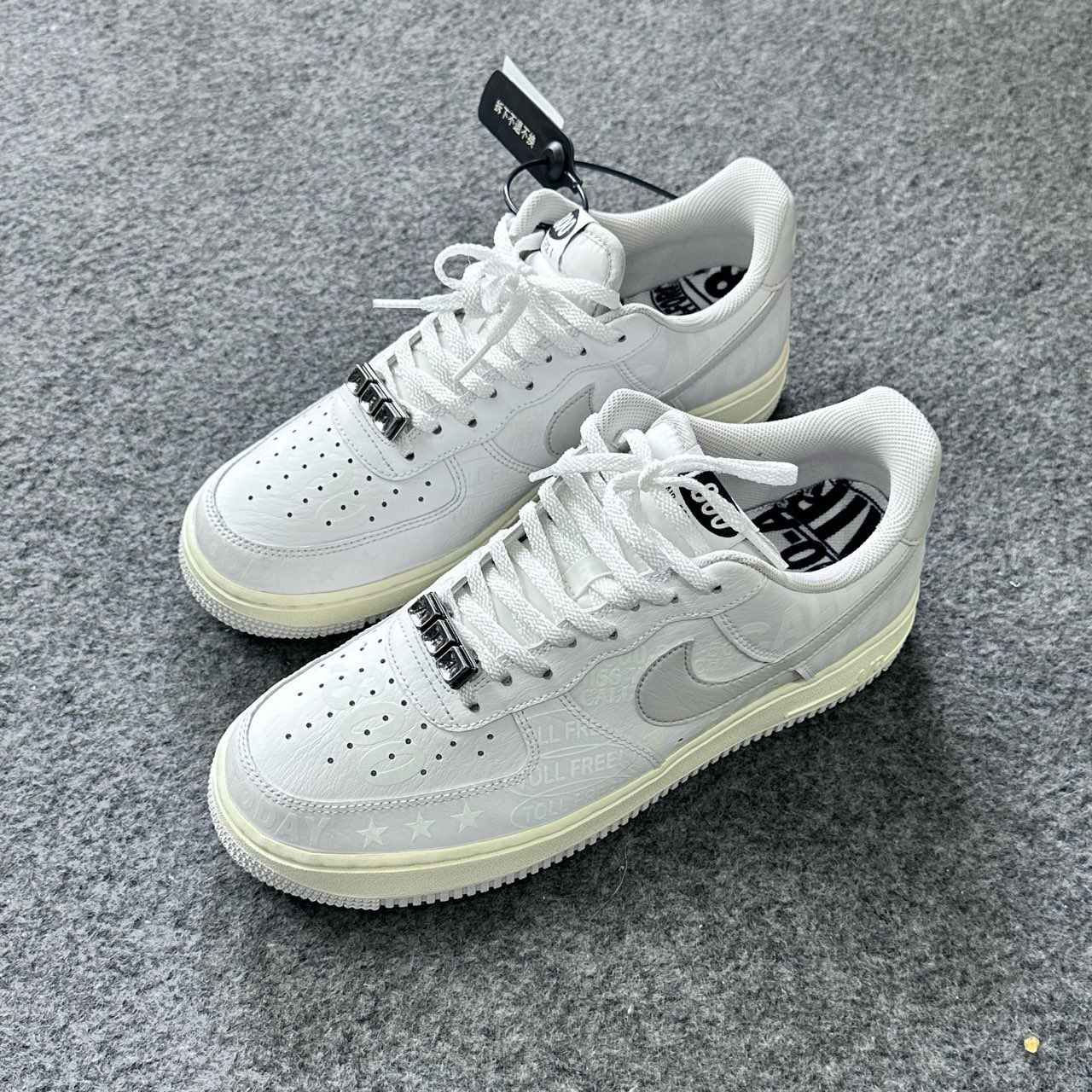 95新 MM6 Af1空军 42.5码原盒 ZZ1002