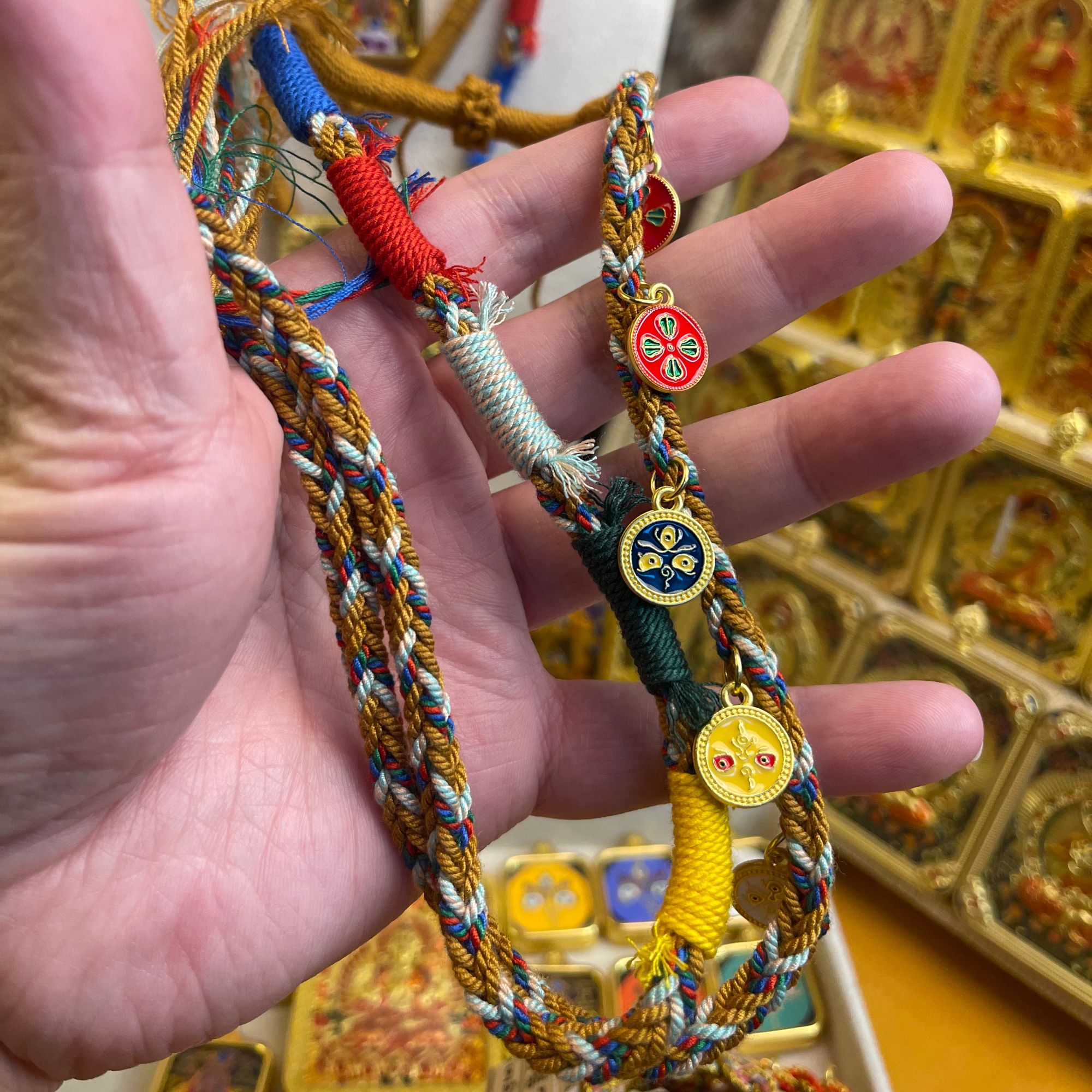 藏款手工编绳五方财神脖挂绳