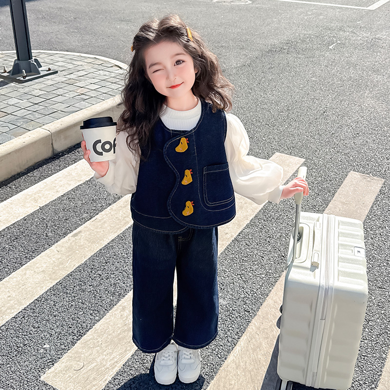女童春秋款牛仔直筒裤套装2025新款洋气时髦儿童鸭子宝宝春季春装