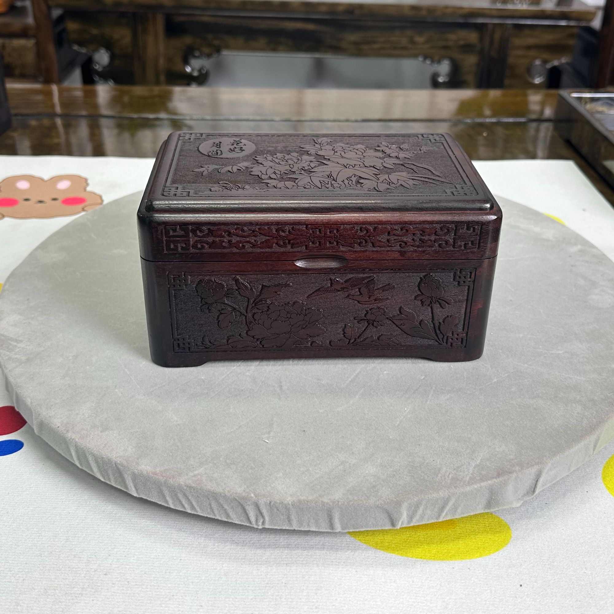 大红酸枝精雕花好月圆首饰盒 18*12*10cm