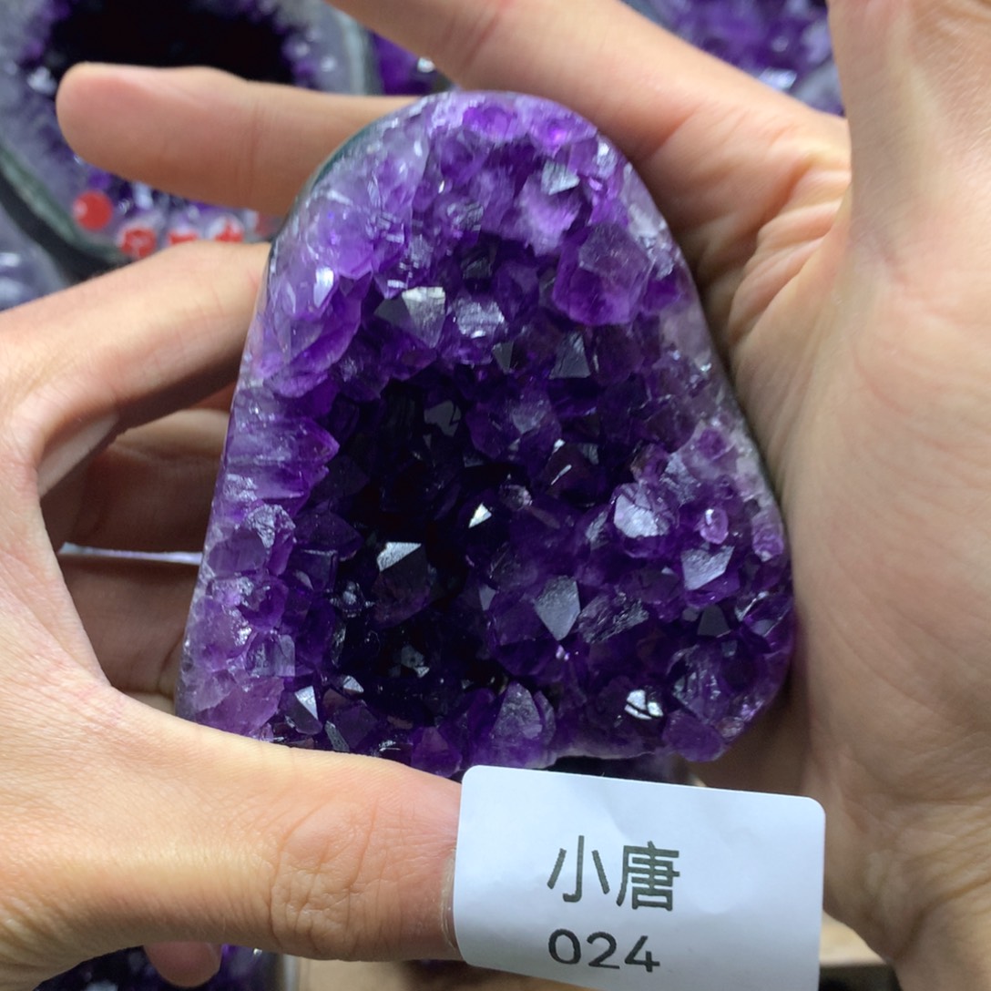 紫晶大型摆件（非配饰）未镶嵌