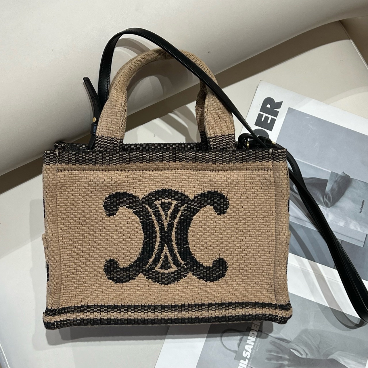 未使用 Celine/思琳 全套棕色金扣帆布斜挎包/0039