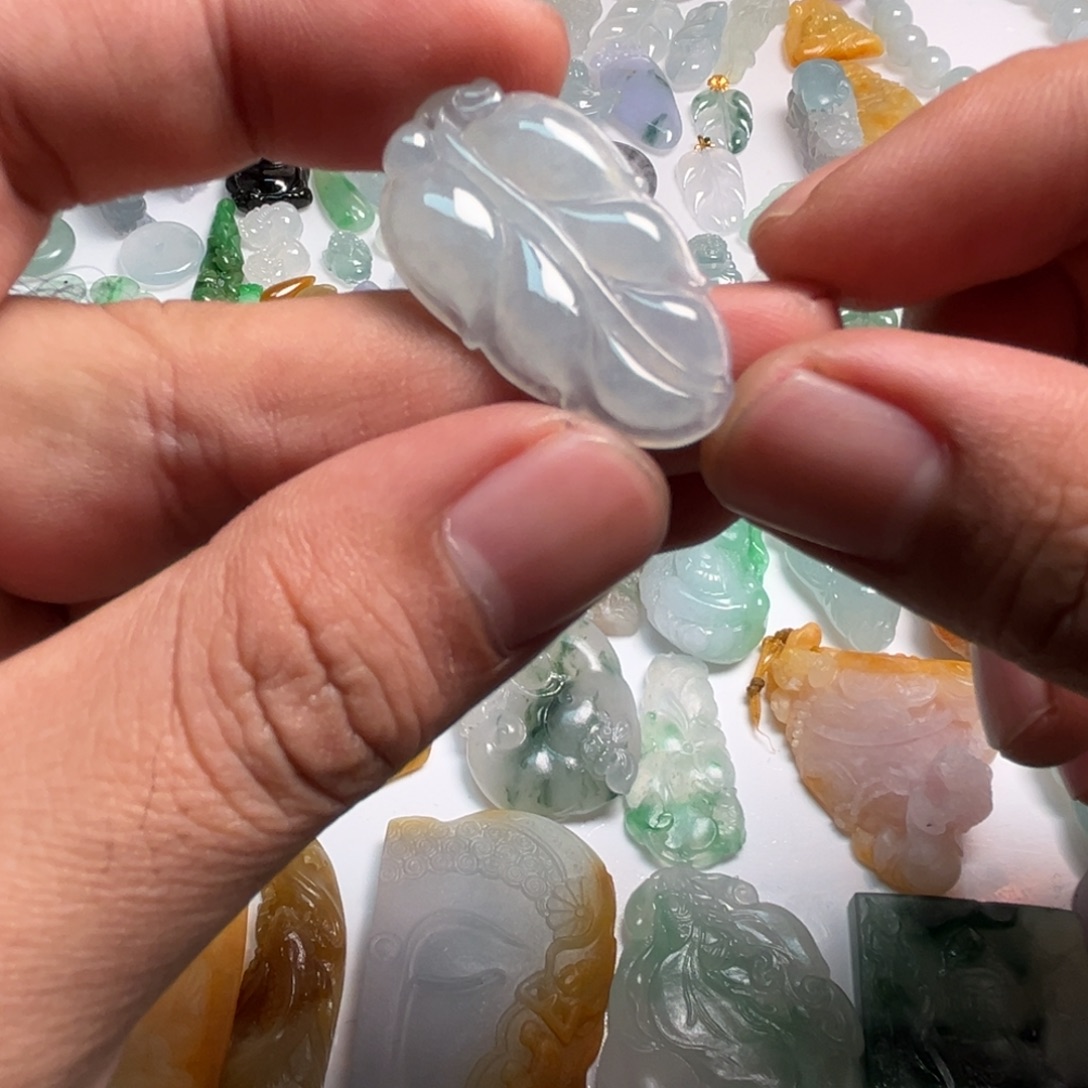 翡翠未镶嵌颈饰天然翡翠