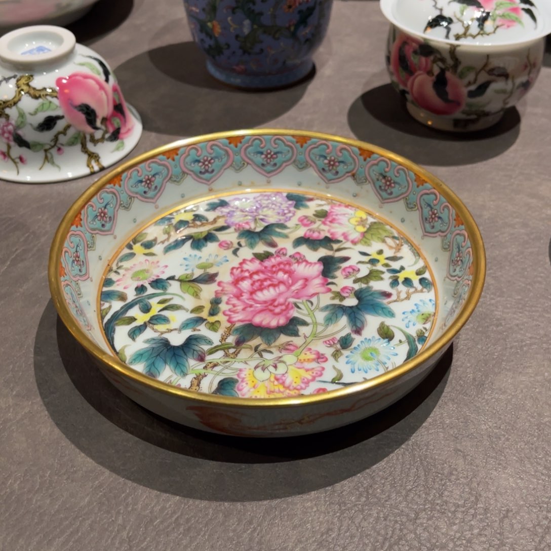 杨**洒精品陶瓷传世收藏