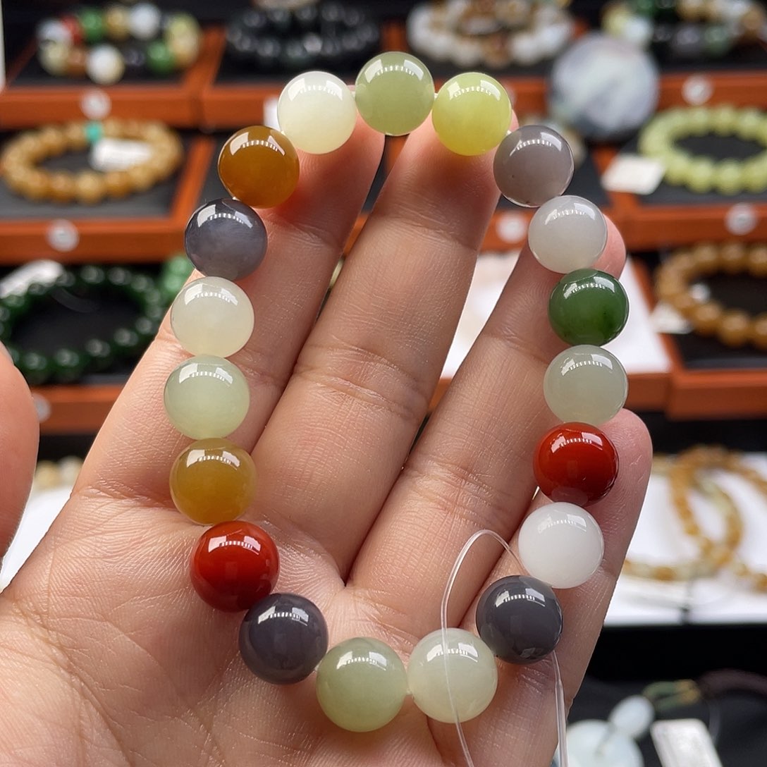 和田玉未镶嵌手链