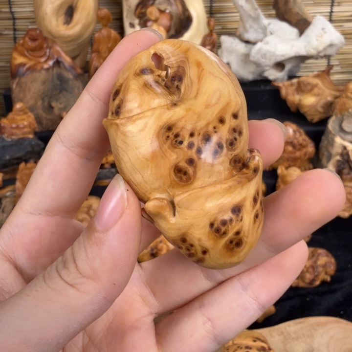 柏木（崖柏）手把件