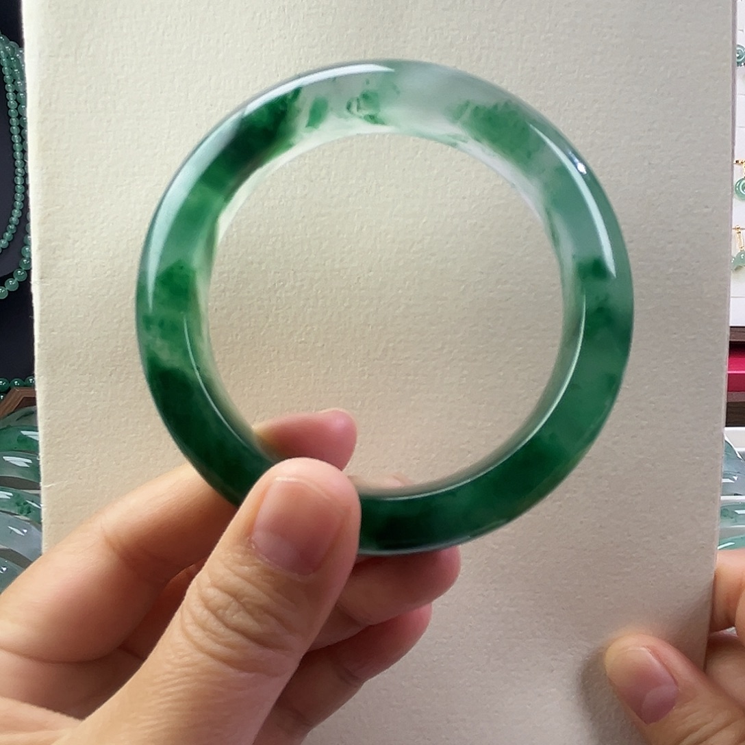 石英质玉未镶嵌手镯54.8