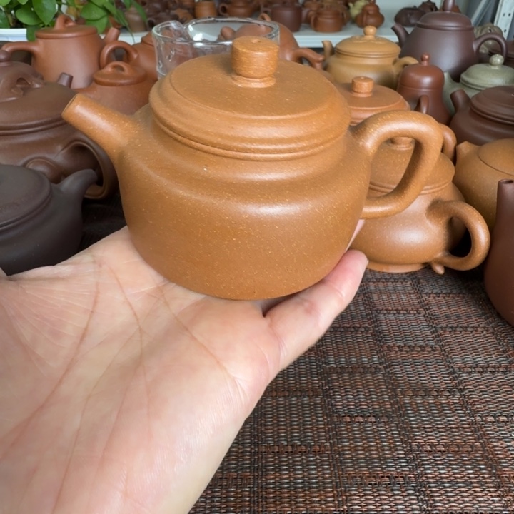 紫砂茶杯黄将坡得中150cc