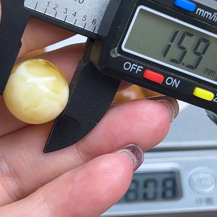 琥珀裸石未镶嵌全品143