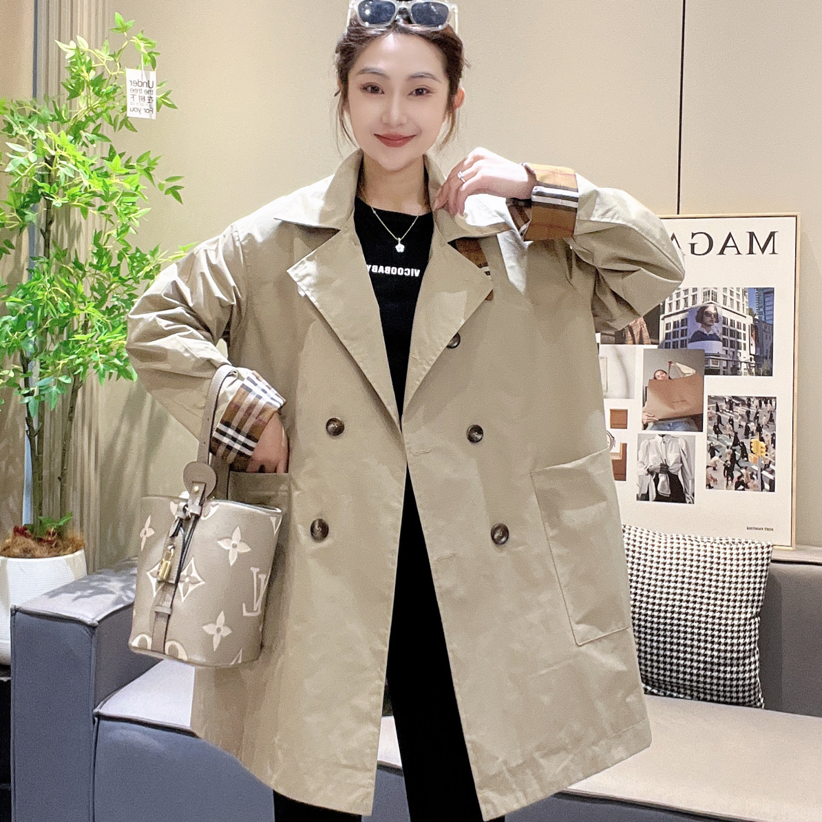 秋季新款简约百搭翻领宽松中长款双排扣风衣外套女2551
