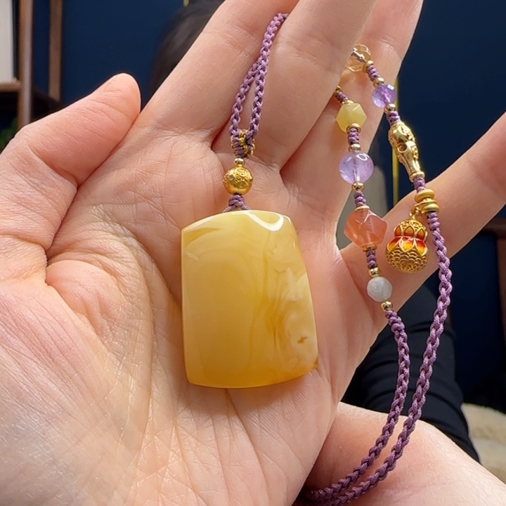 蜜蜡吊坠(赠链)未镶嵌