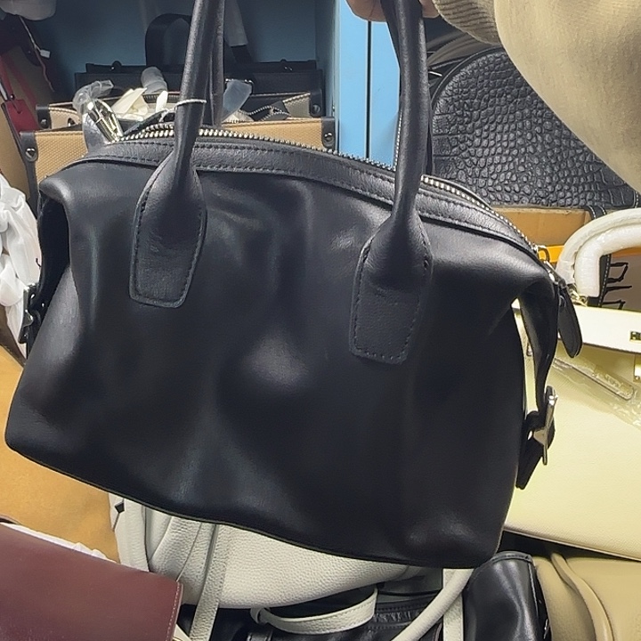 牛皮头层牛皮反绒皮水牛皮小牛皮