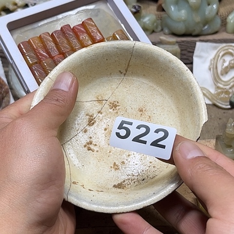 奋***蚁瓷片瓷器制作过程是根据材料
