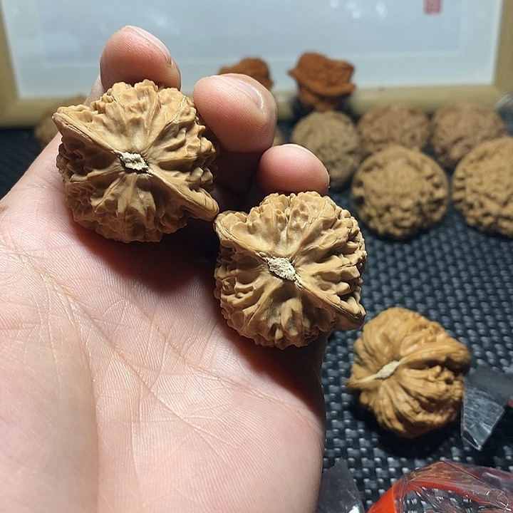 相*全品宫灯文玩把件8880