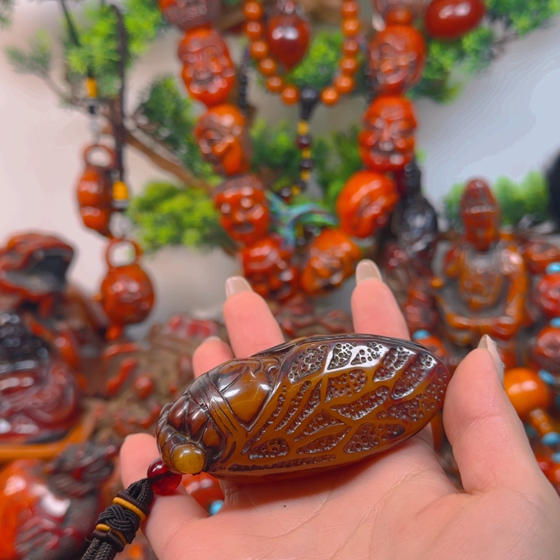 琥珀裸石未镶嵌手把