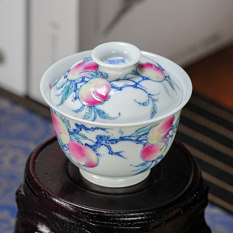 【墨舍名窑】六逸堂青花斗彩九桃岩茶盖碗 lyt136