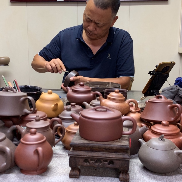 茶壶紫泥平底汉瓦170到180 C左右半手工制作