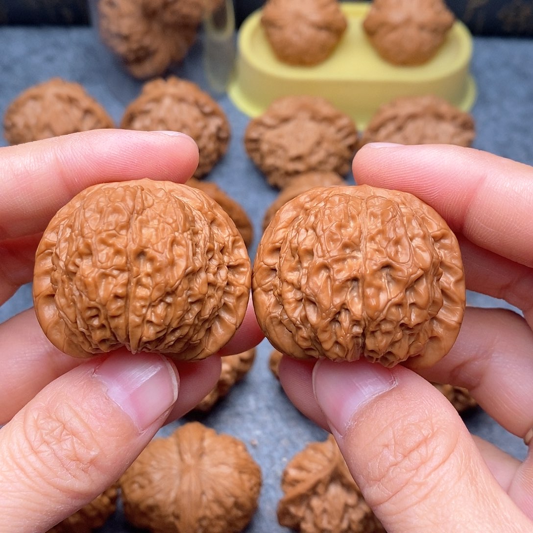 文玩核桃把件血麒麟39全品 