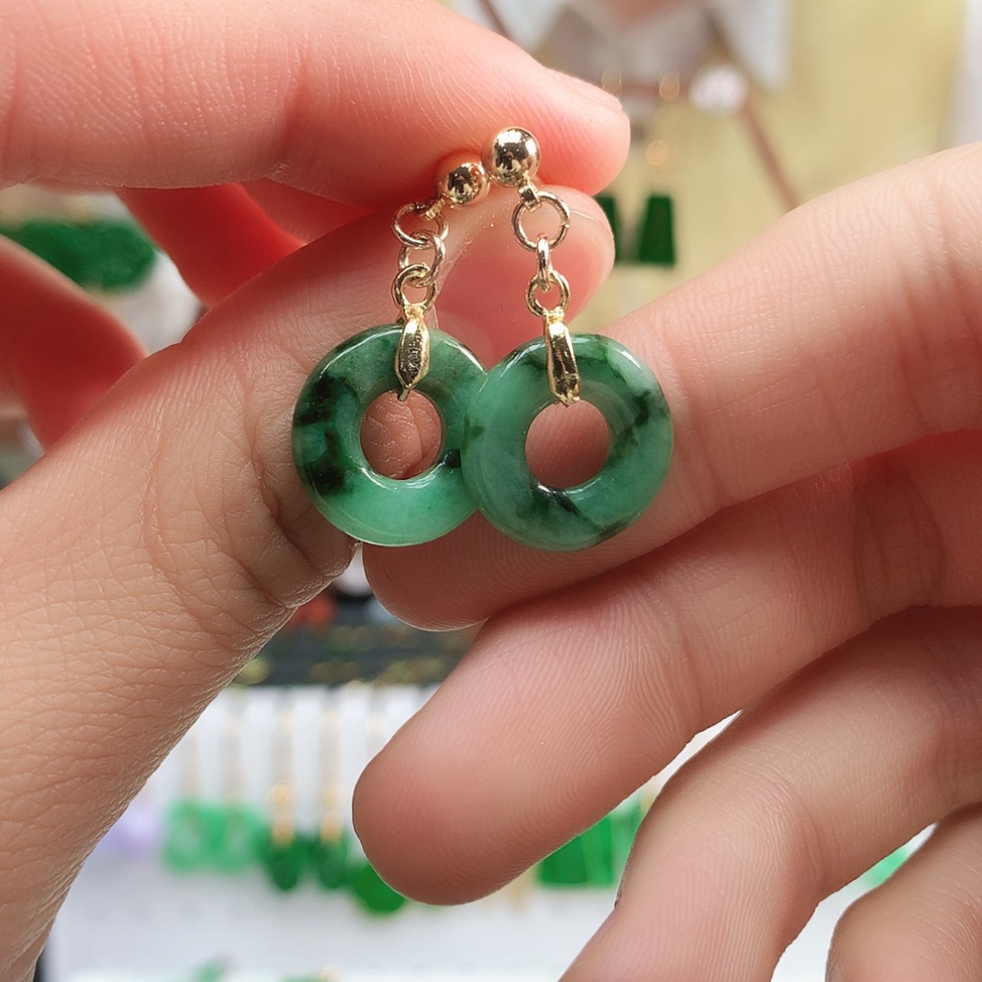 翡翠耳饰未镶嵌耳饰