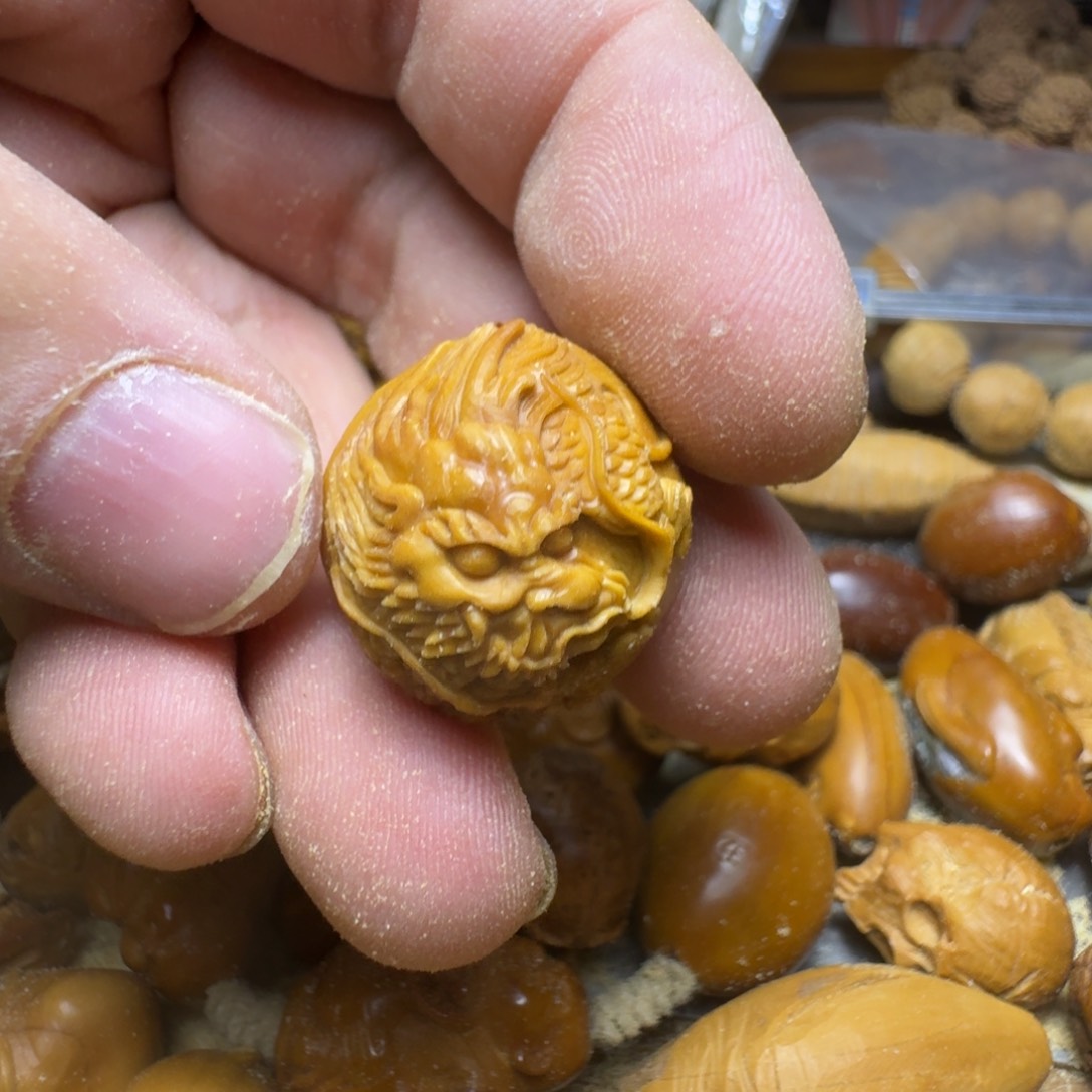 橄榄核手串/手链混****!顶级大师说出那两点