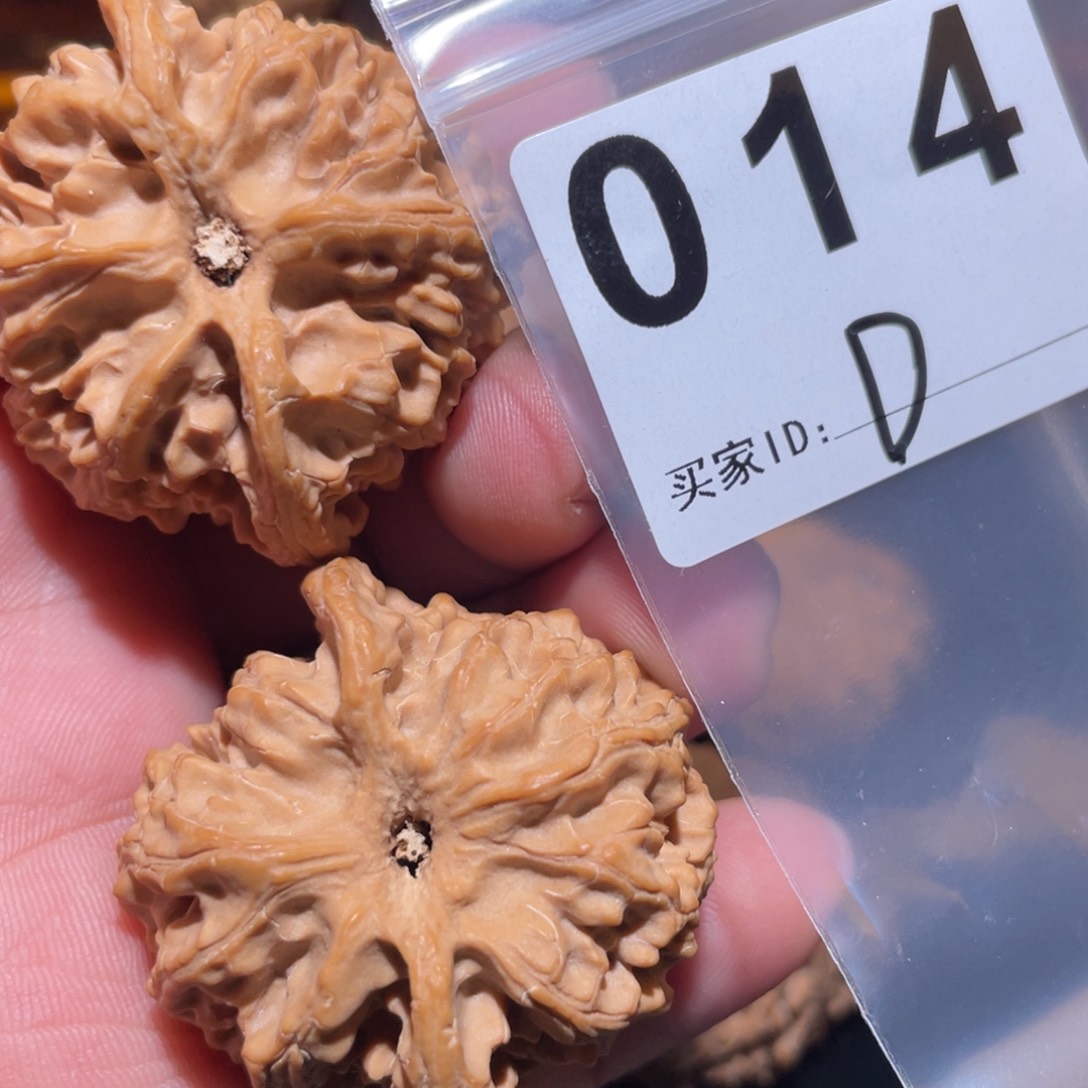 文玩核桃把件C****c苹果园