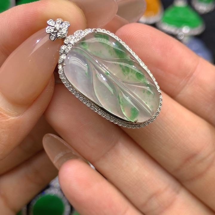 翡翠18K金镶嵌吊坠(不含链)