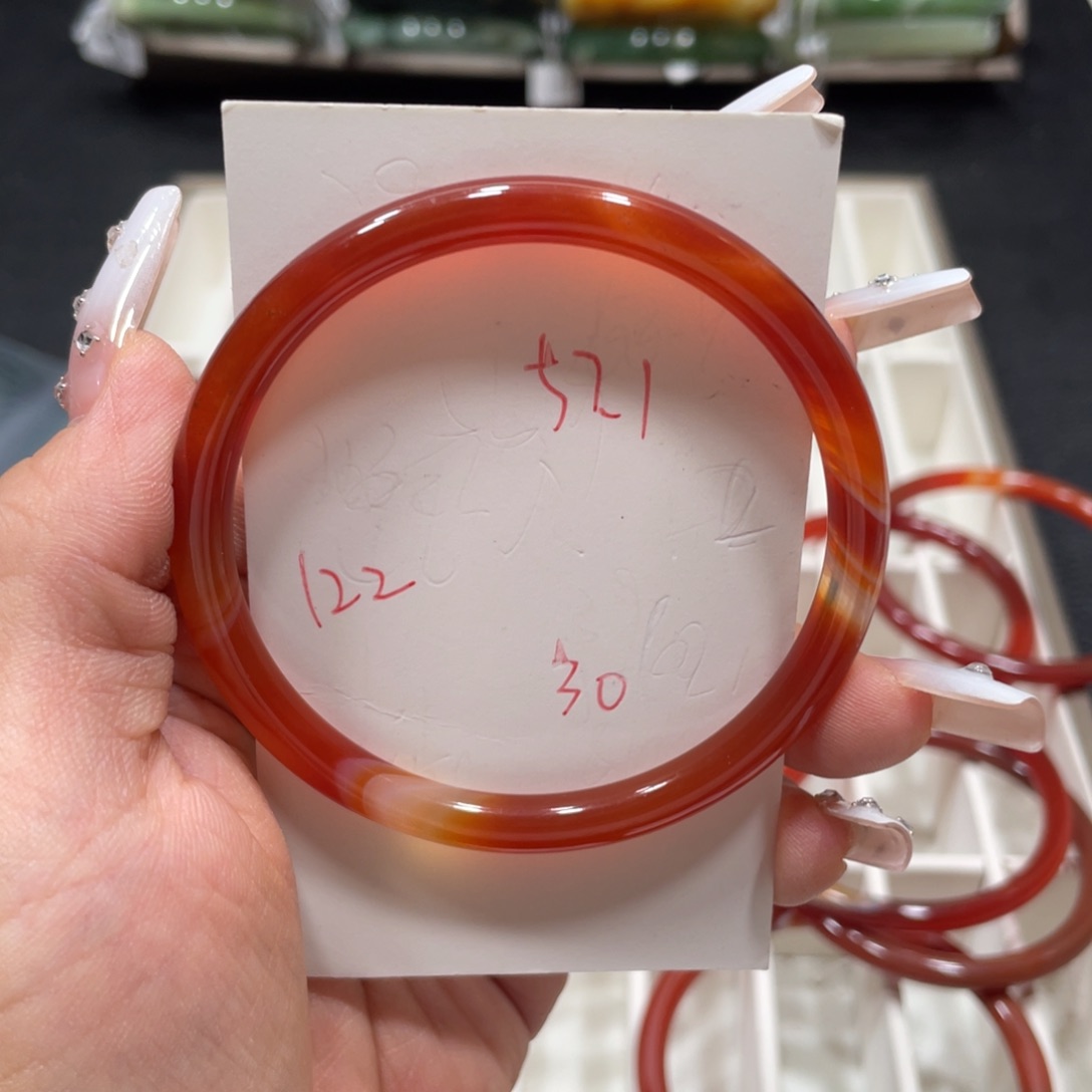 玛瑙/玉髓手镯未镶嵌