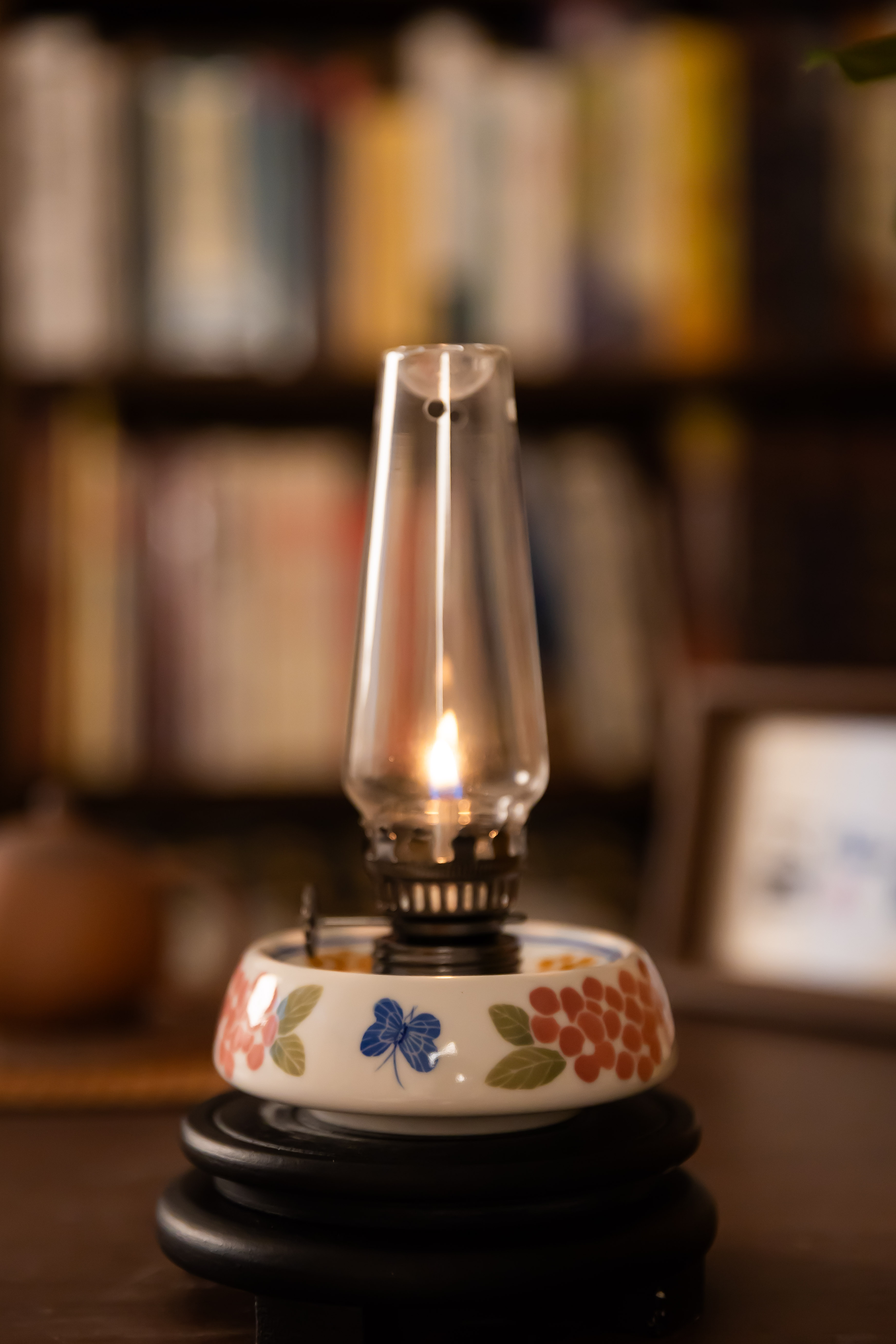 景德镇陶瓷香薰灯摆件茶室氛围灯手绘隔火香薰复古釉下五彩