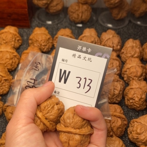 吊坠桃核我是第一百34
