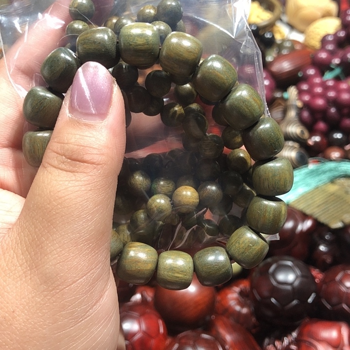 @***哥维腊木（绿檀）12366477899874478