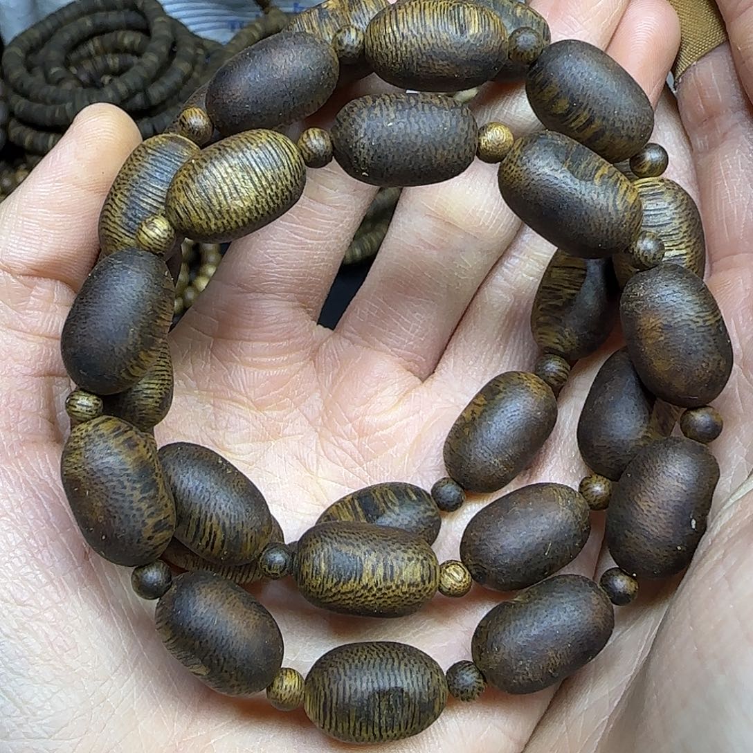 沉香碎屑沉香+999分沉油叶子留疤单圈9克加多样性发一