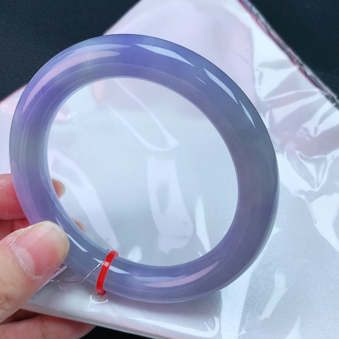 翡翠未镶嵌手镯56胖