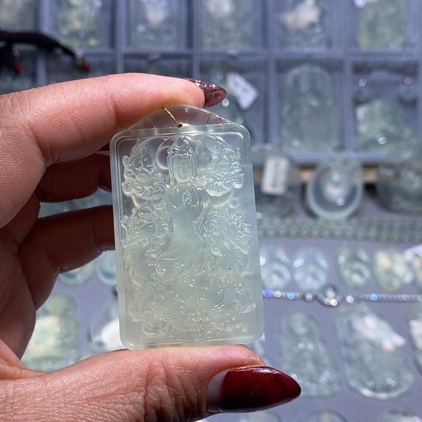 【闪购商品】岫玉颈饰未镶嵌九龙观音