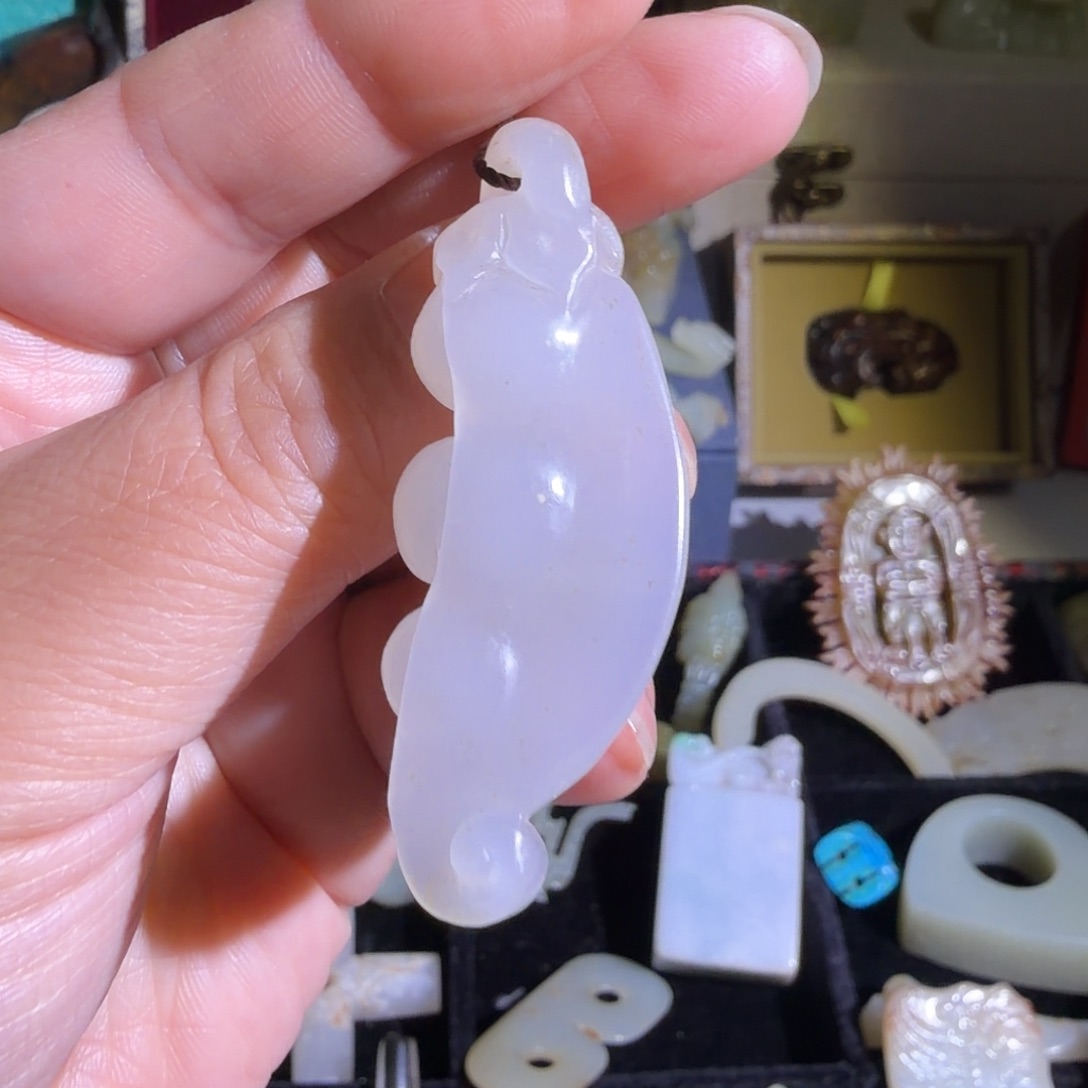 牧***马和田玉未镶嵌颈饰