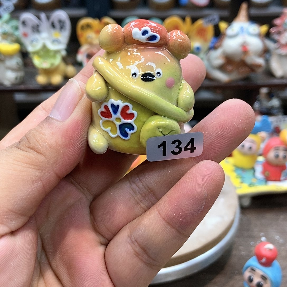 摆件直播间手工抽象陶瓷摆件134