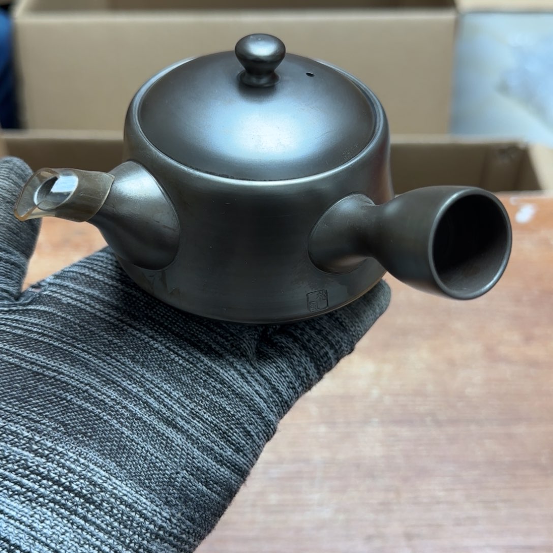 茶宠三十三日生在广东