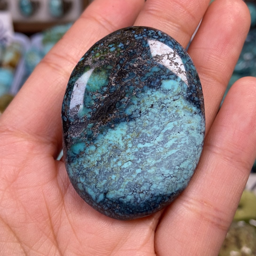 绿松石珠宝奇石未镶嵌相*光