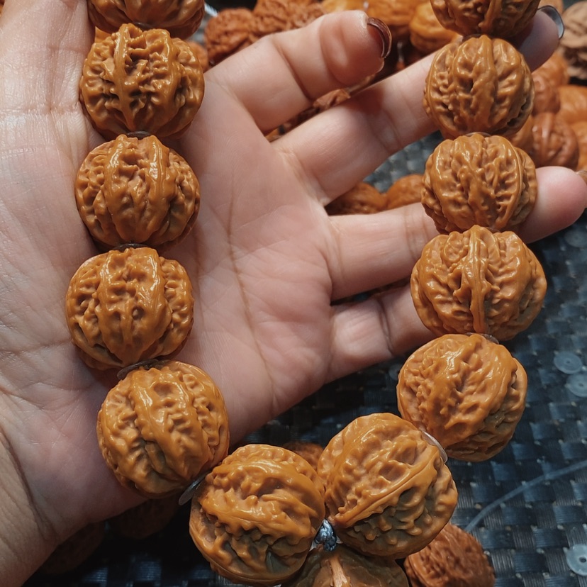 【闪购商品】文玩核桃吊坠沈***友京八棱