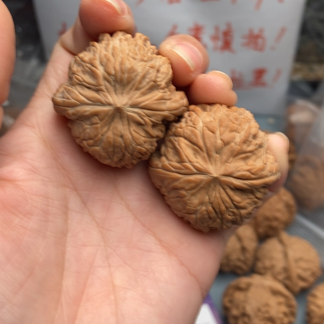 文玩核桃吊坠滴***滴暴雪36