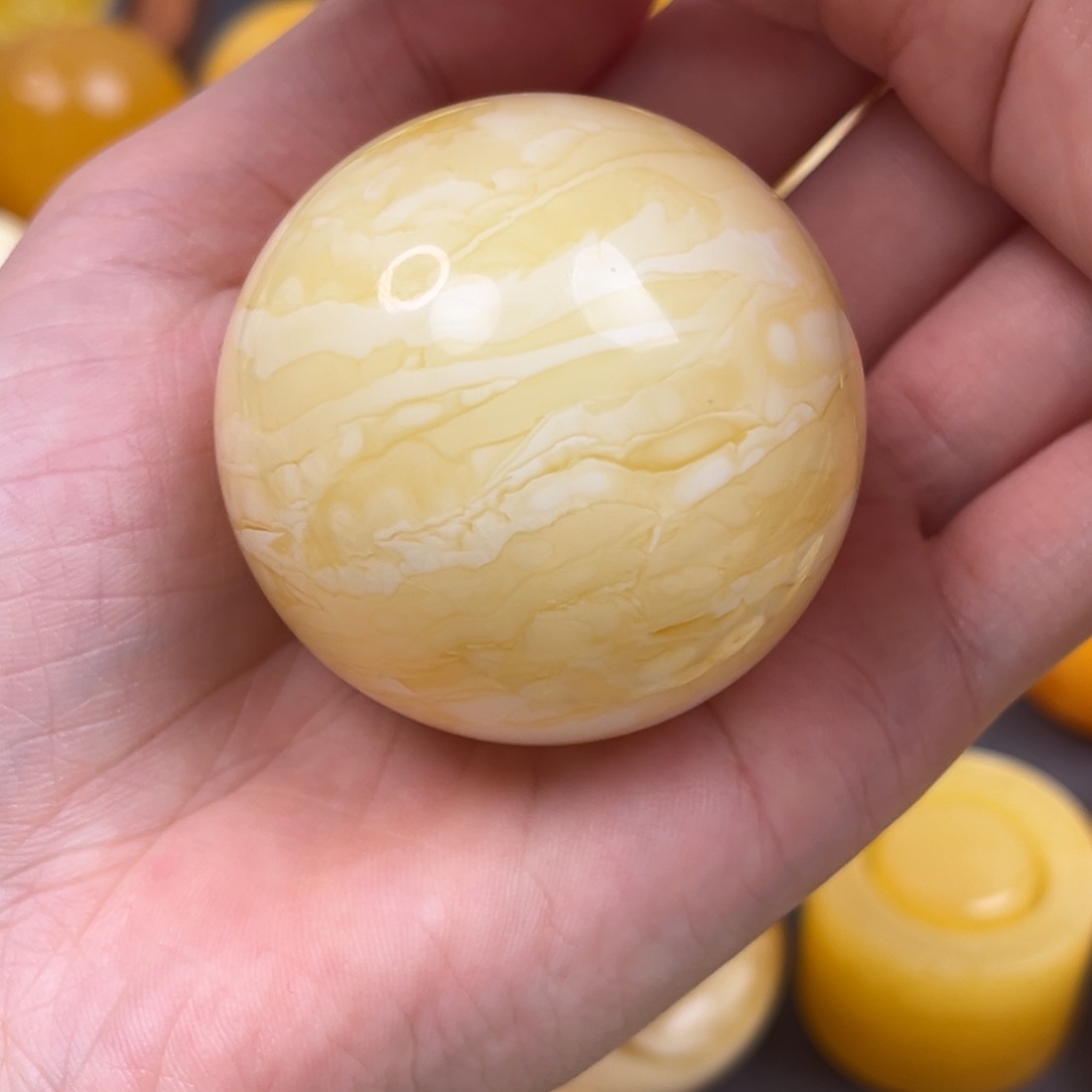 琥珀裸石未镶嵌念****者大单珠