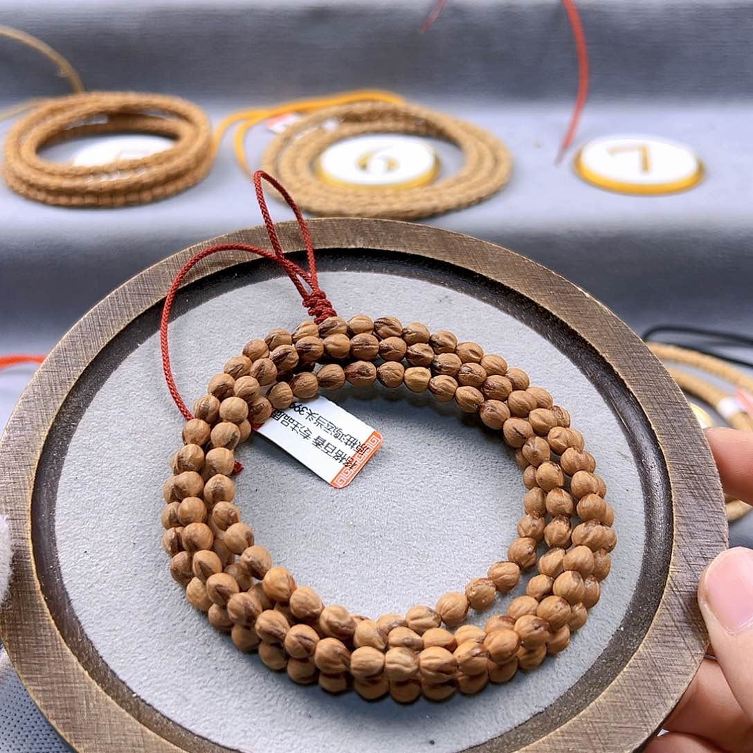 柏香籽/百香籽手串阿*