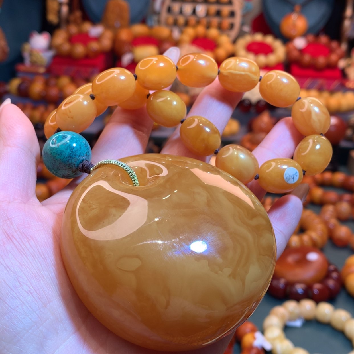 【闪购商品】蜜蜡吊坠(赠链)未镶嵌